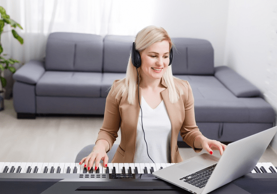 Online Class: Piano/Keyboard Classes with Valentyna