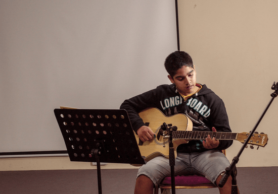 Guitar Group Class (Acoustic - Classical - Electric) for Kids - Ages: 6-18