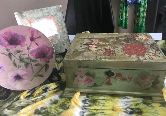 Online Class: The Art of Decoupage With Mariabaj