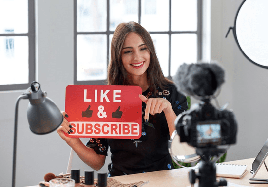 How to Become a Successful YouTube Vlogger